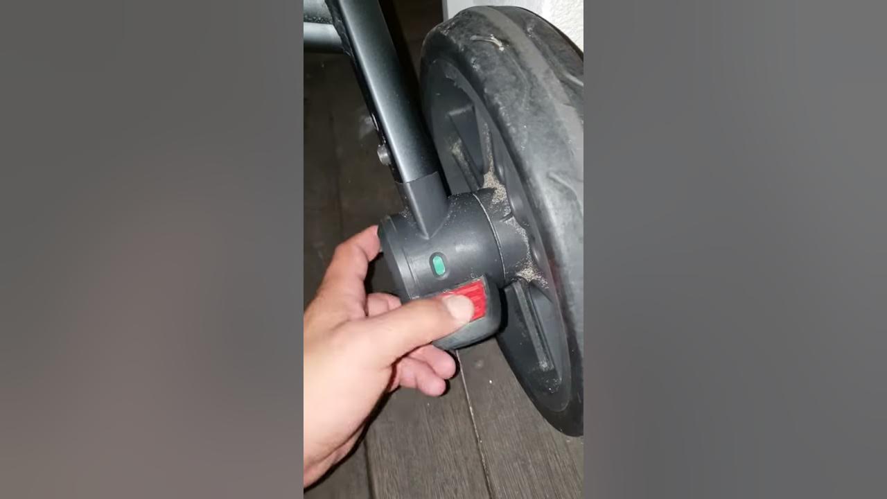 Uppababy vista brake problem - YouTube