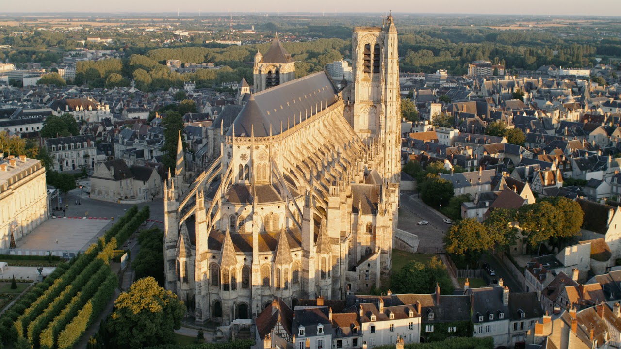 ブールジュ大聖堂 世界遺産データベース