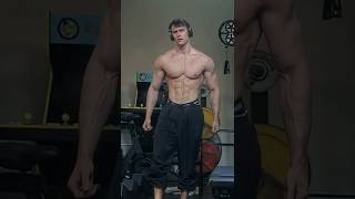 Качалка спорт фитнес бодибилдинг МР4 😱😱😨🔥#viraltiktok