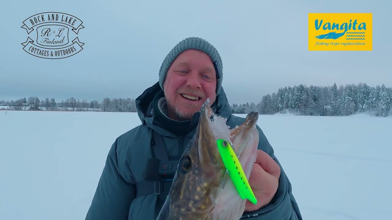 Ice fishing in Finnish Lakeland with Vangita (Lithuania)