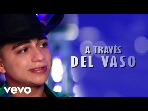 El Alacrán De La Sierra - A Través Del Vaso (Lyric Video)