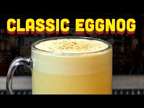 homemade-eggnog-with-alcohol---the-classic-christmas-drink-tastes-oh-so-good.