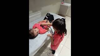 Küçük Doktor Rozerin