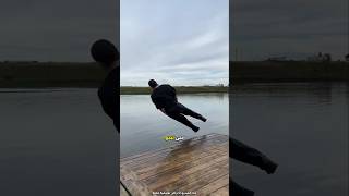 هذا الرجل يستمتع في عمله 😮 #shorts