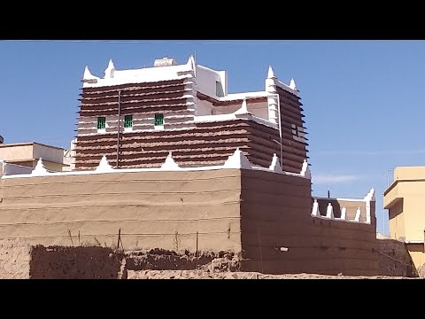 قرية قديمة في تمنية يربط بيوتها سرداب ابها عسير