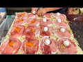japanese street food - hiroshima style okonomiyaki 広島風お好み焼き