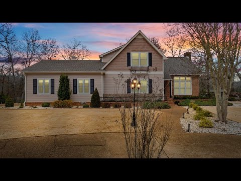 3301 Hillcrest Drive, Scottsboro, AL home video tour