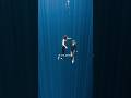 The gift of movement 💃🏼🕺🏼 #dancing #underwaterdance #underwater #freediving #diving #couplegoal