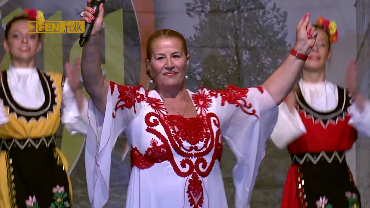 БИНКА ДОБРЕВА - Хайде всички на хорото (live) / BINKA DOBREVA - Hayde vsichki na horoto