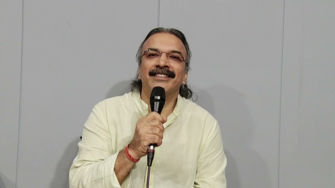 PUBLIC REVIEW || DASTAN - E - RUMI || SOLO PLAY || WRITER , ACTOR & DIRECTOR - MANOJ MISHRA ||