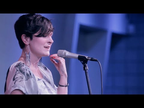 Sara Gazarek Band performs "I Don't Love You Anymore"