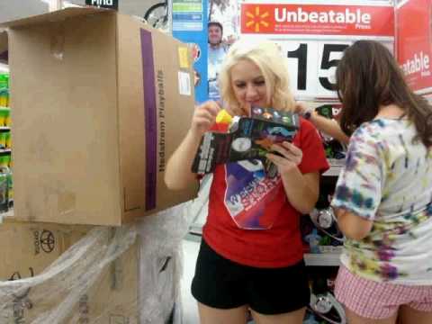 Stevie Leigh's Fabulous Adventures: Wal Mart at Mi...