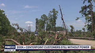 Over 200,000 Houstonians without power: community struggles amid extended outages