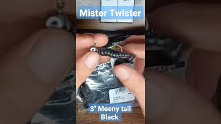Mister Twister 3" Meeny Tail Grub black fishing bait 😯