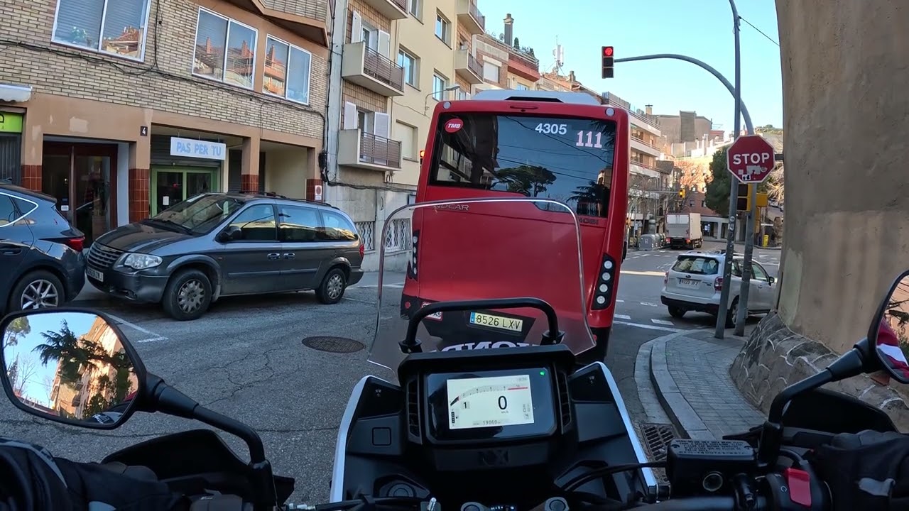 HONDA NX EN RUTA N:32