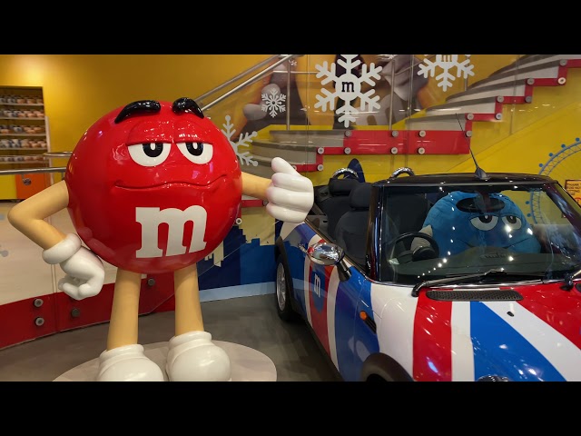 Walk Through M&M's World London: The World's Biggest Candy