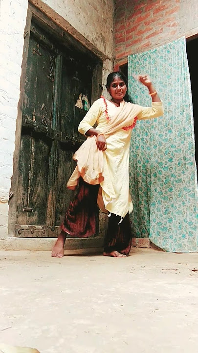 Babu kabon mein raho shorts #bhojpurisong 💃💃