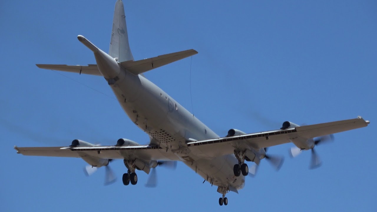 Smokey Arrival RAAF Lockheed Martin AP3C Orion Into Avalon Airport