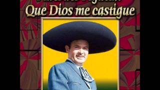 Video thumbnail of "Antonio Aguilar, Voy De Gallo.wmv"