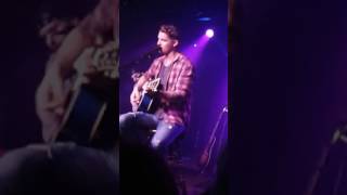 Brett Young~You Ain't Here To Kiss Me