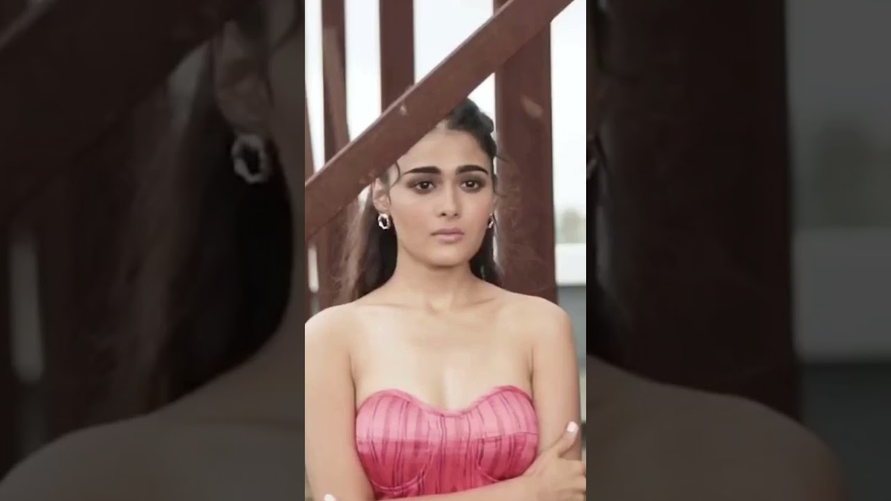 Movie actress shalini pretty look video