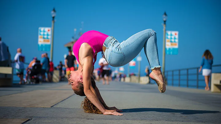 SOFIE DOSSI SHATTERS 10 MINUTE PHOTO CHALLENGE RECORD