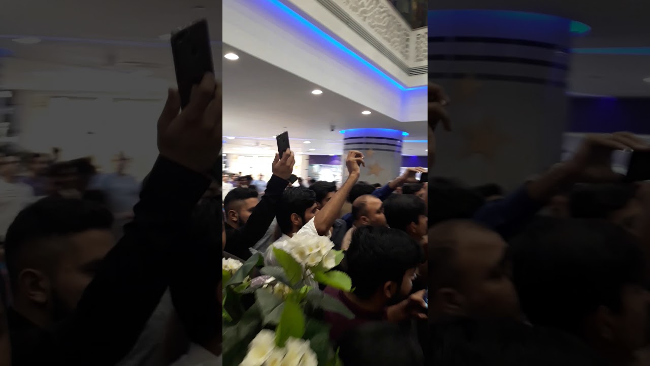AZZADI movie cast welcome by huge crowed | Giga Mall
