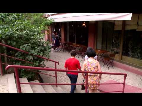 სოციალური კაფე-გალერეა ,,რეას ციყვები\"