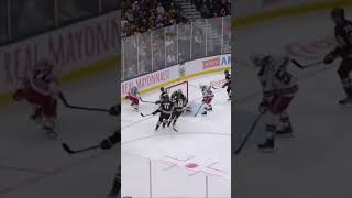 Bussi makes a crazy save #hockey #icehockey #hockeyhighlights #prohockey #hockeytraining