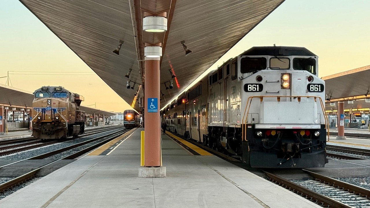 Railfanning Los Angeles Union Station (LAUPT) Late February 2026