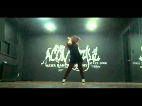 SECRET MADONNA DANCE STEP