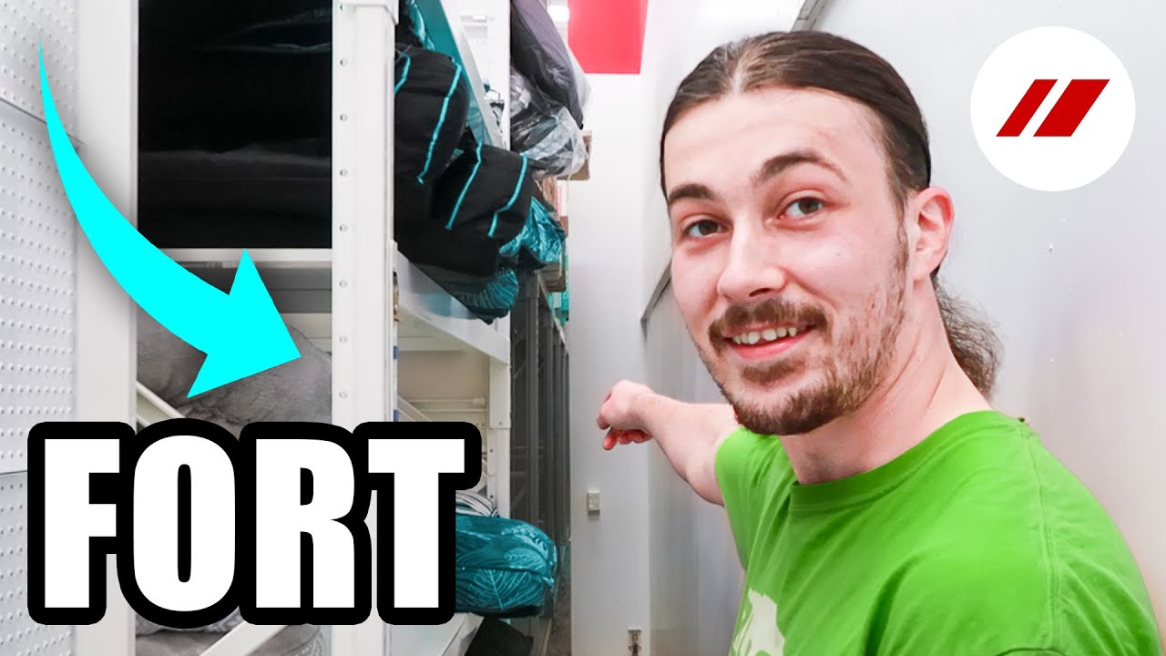 Hidden FORT Hideout at The Warehouse! *BACK ROOM*