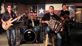 Lucky Joe - Amor Escondido (Official Video) chords