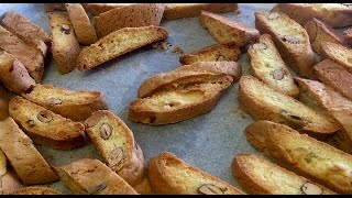 : CANTUCCI biscotti: bis (twice) cotti (cooked) the Tuscan baker way? INGREDIENTS BELOW #Italyfood