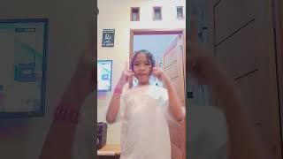 ada panggilan masuk nih