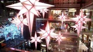 Merry Kissmas from the Time Warner Center! by playinhard 29 views 11 years ago 43 seconds