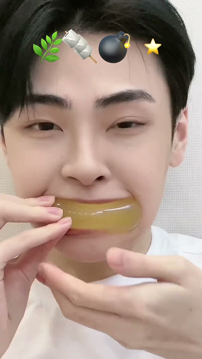 Eat emoticons in order