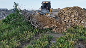 Nicely Large Pond Landfill Using Dump Truck Unloading with Shantui DH17C3 Dozer Push Stones