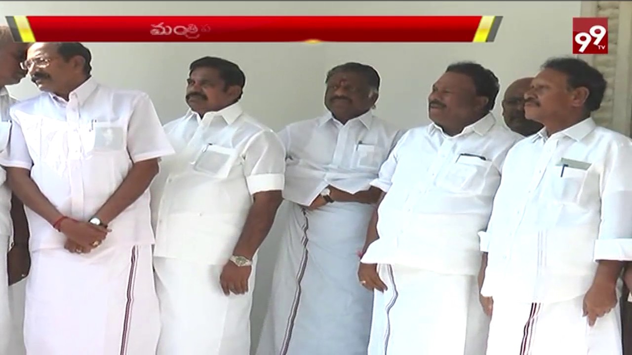 Sasikala Family Divided Over its Future in Tamil Nadu Politics Turns Hot Topic || 99TV ||