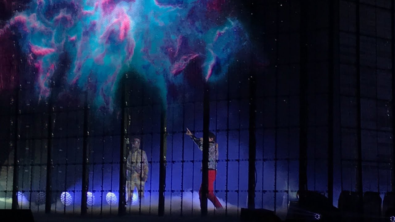 Fedez feat. Tedua - Che Cazzo Ridi - Live @ Mediolanum Forum (Milano)