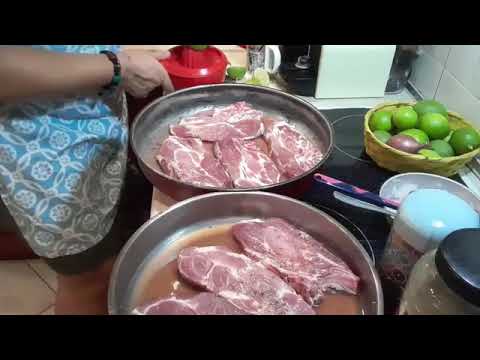 Βίντεο: Πώς να μαρινάρετε το χοιρινό