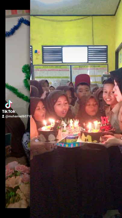 selamat hari guru , terima kasih enku telah mengajari anak kmi hingga bisa membaca menulis 🥰🙏🙏