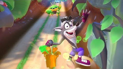 Crash Bandicoot: On The Run! Nitro Crab Vs. Crash (No Commentary)