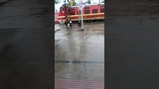 Red monster 💀 Express train entry 🔥 💥🚂 #shorts #shortsvideo #train #trainvideo #railgate #rail
