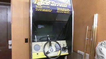 1989-90 Atari Race Drivin Arcade Machine early 3D graphics