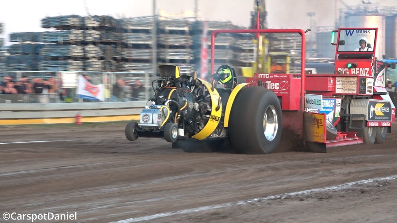 Modified tractorpulling with turbo/engine failures! NTTO Trekkertrek Koudekerk a/d Rijn