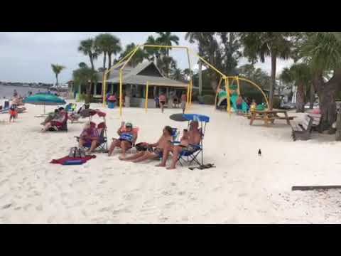 cape coral yacht club beach restaurant