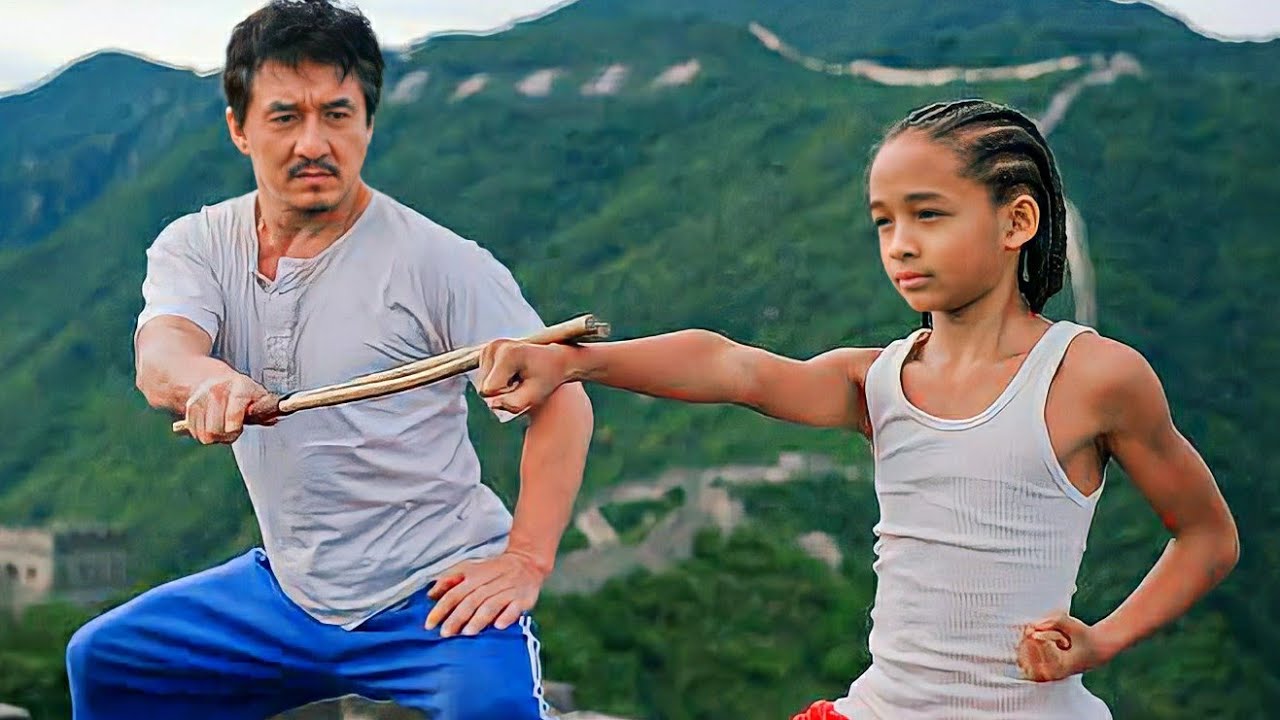 طفـل بينضرب ويتهان من صحابه👊🏽لكن اتعلم الكونغ فو وانتقم منهم وكسب بطوله العالم🔥