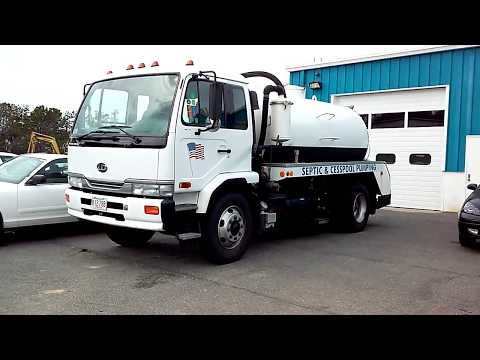 2003-nissan.-ud.-pumper-truck