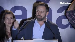 Abascal carga contra la 'derechita cobarde' de Casado al grito de 'bienvenidos a la resistencia'